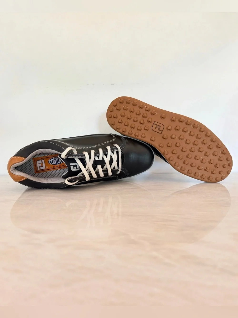 FootJoy Contour Casual Golf Shoes Men’s 10M Black Leather Spikeless 54244